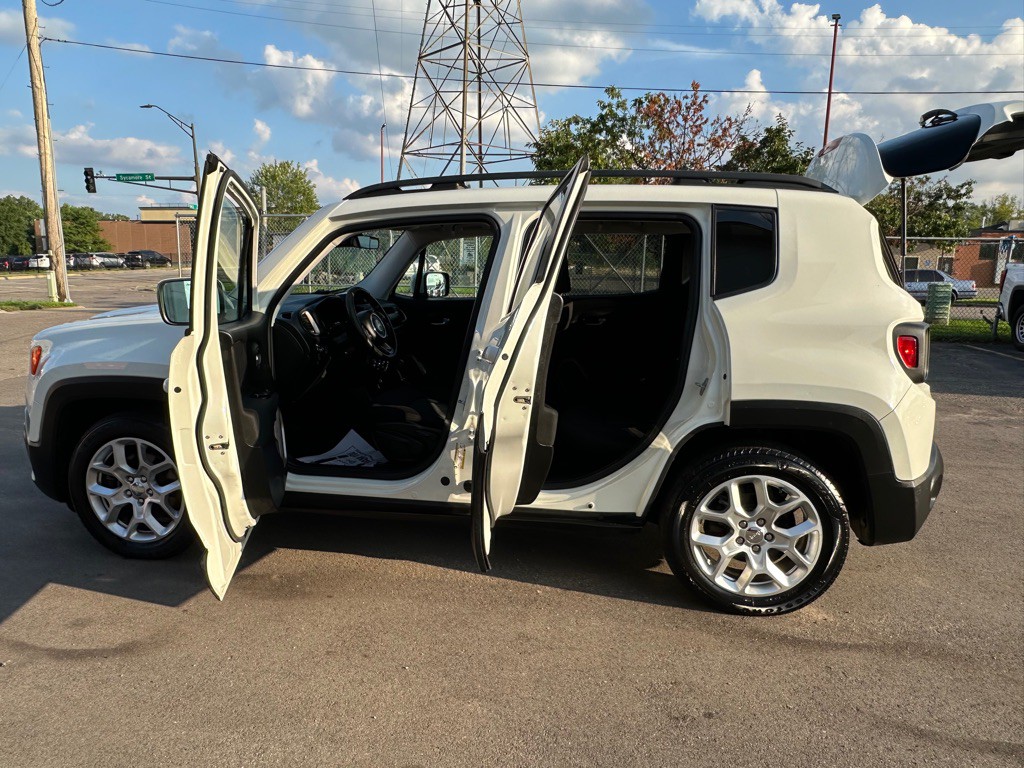 2016 Jeep Renegade Image 7