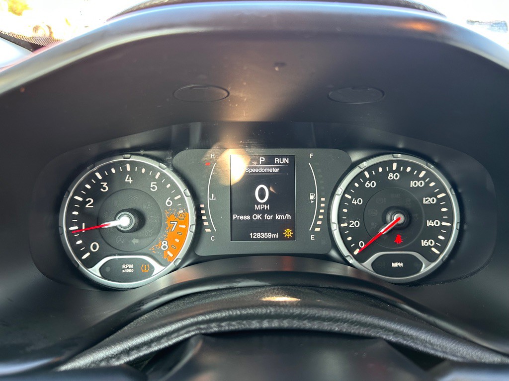 2016 Jeep Renegade Image 14