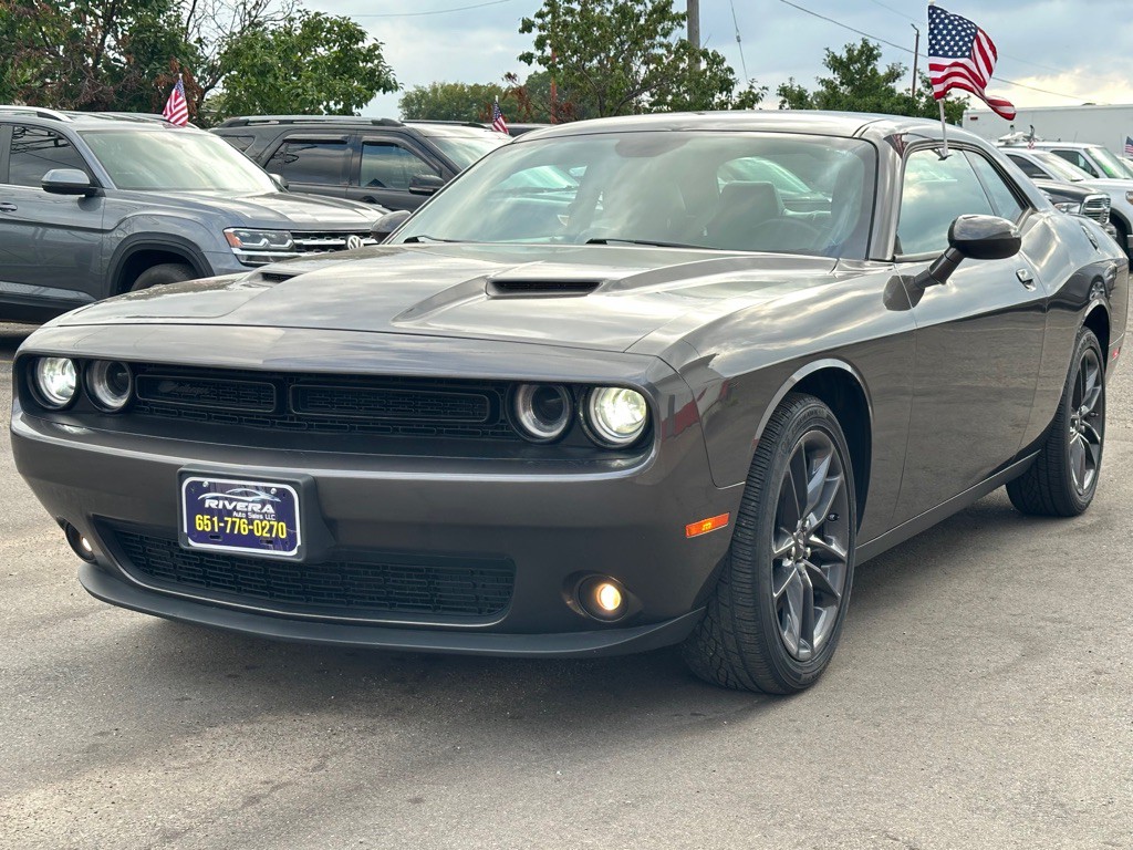 2021 Dodge Challenger Image 1