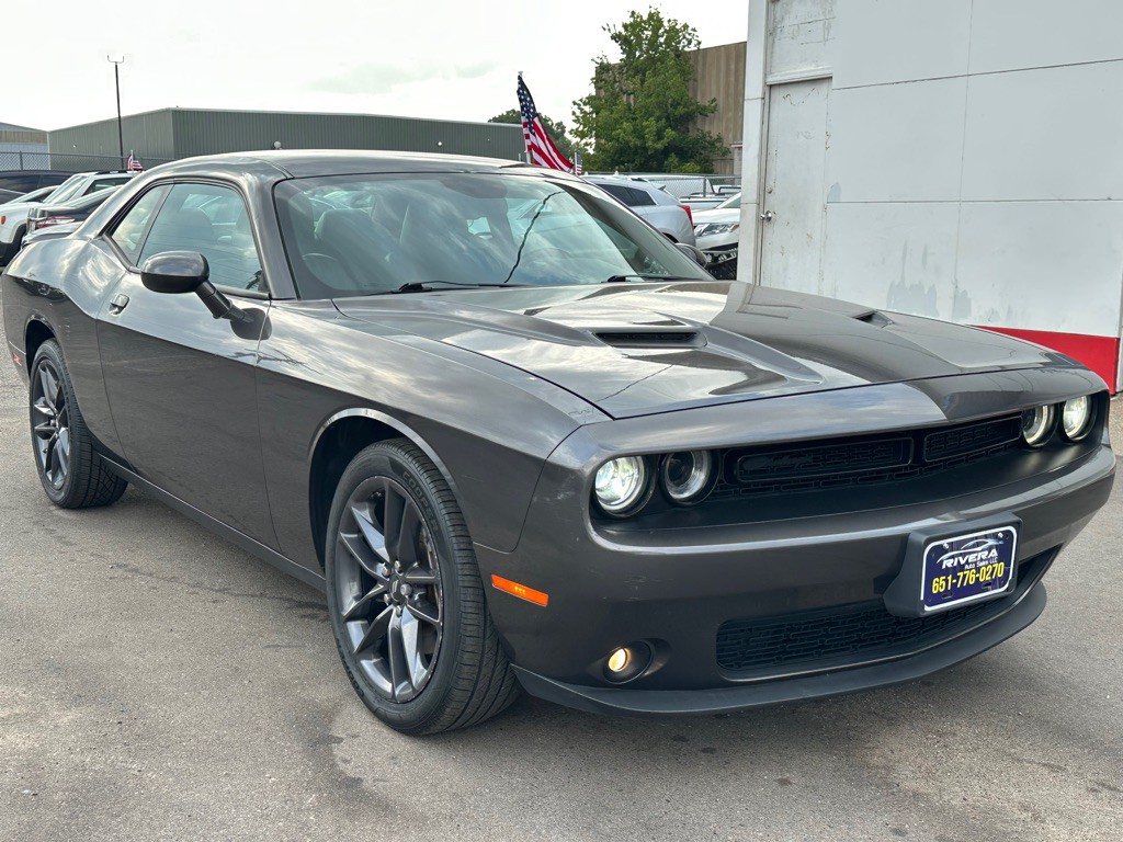 2021 Dodge Challenger Image 6