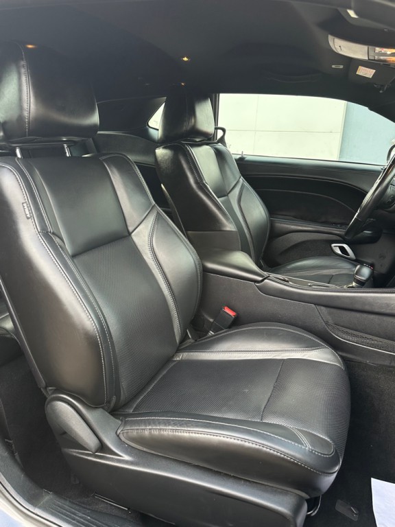 2021 Dodge Challenger Image 7