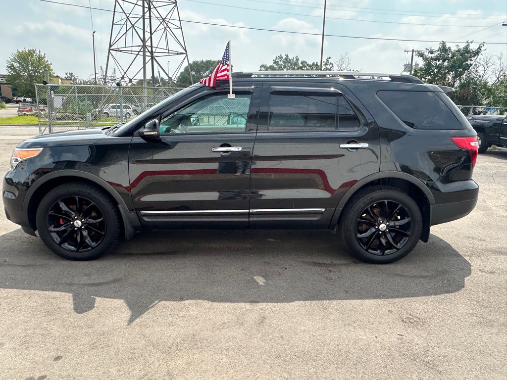 2013 Ford Explorer Image 2