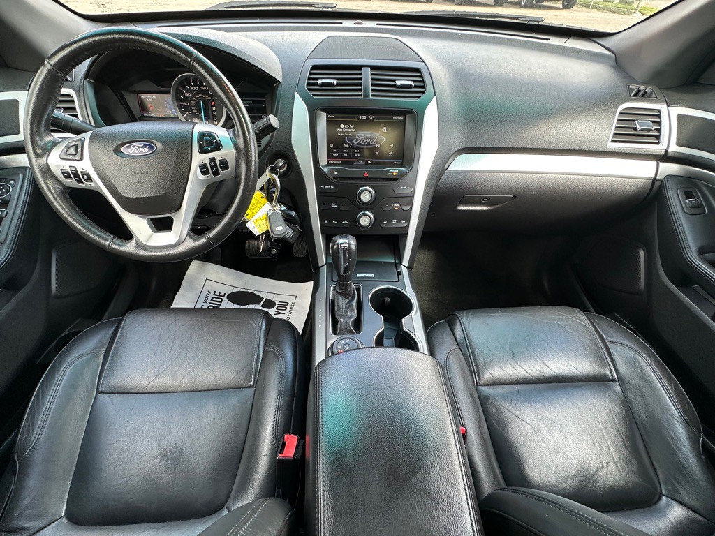 2014 Ford Explorer Image 10