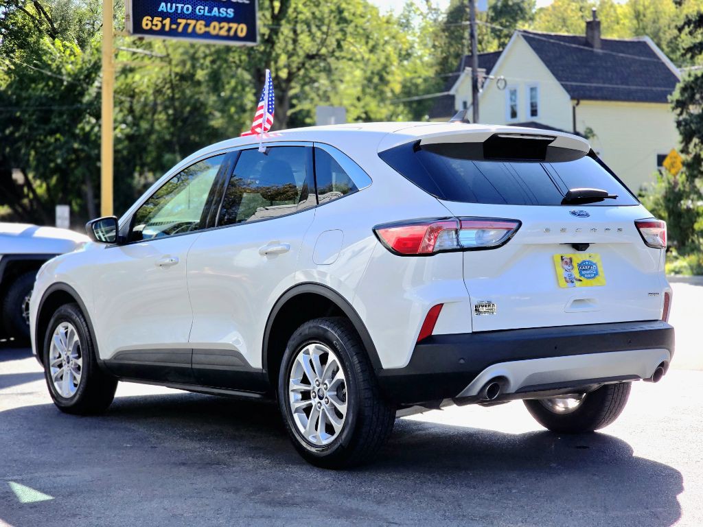 2022 Ford Escape Image 5