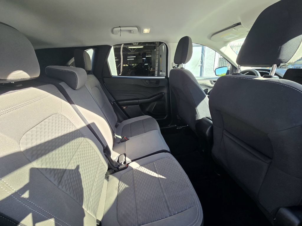 2022 Ford Escape Image 11