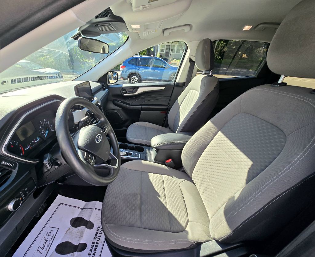 2022 Ford Escape Image 15