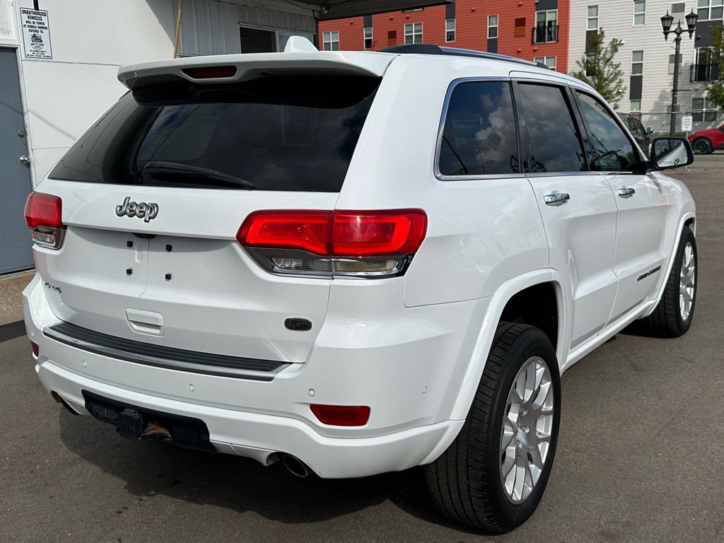 2017 Jeep Grand Cherokee Image 4