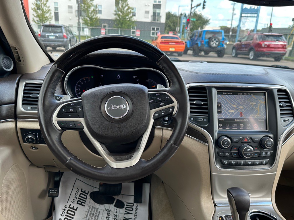 2017 Jeep Grand Cherokee Image 13