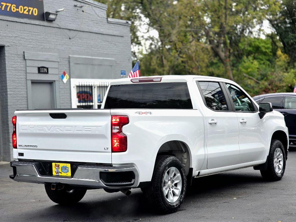 2021 Chevrolet Silverado 1500 Image 3