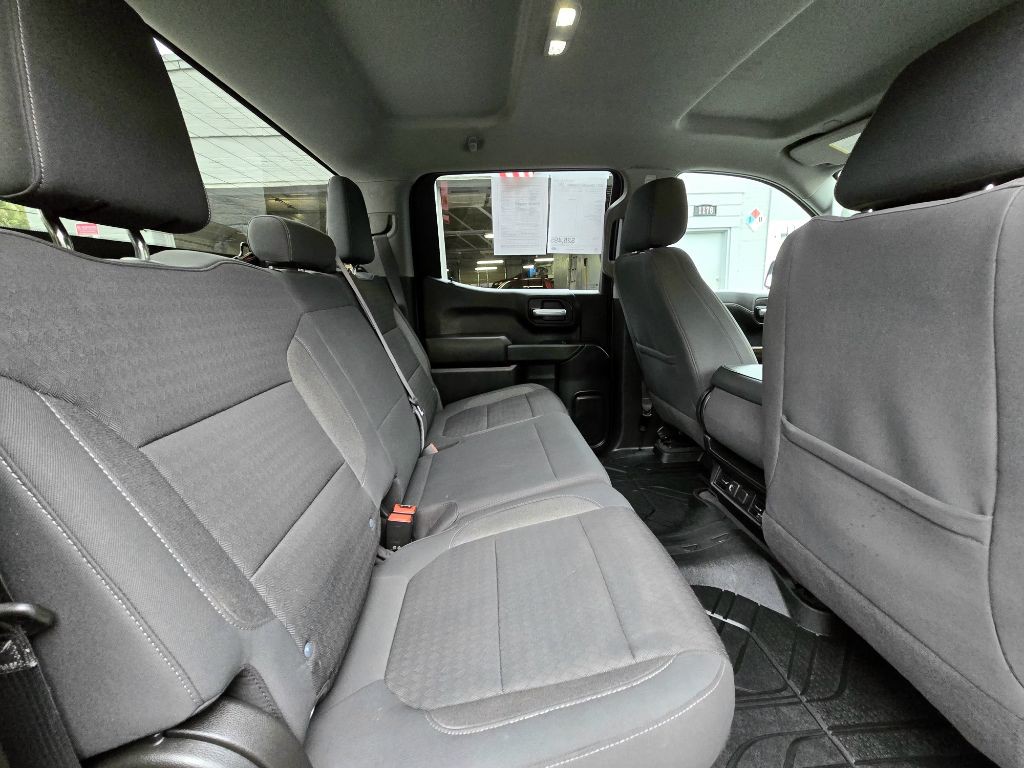 2021 Chevrolet Silverado 1500 Image 12