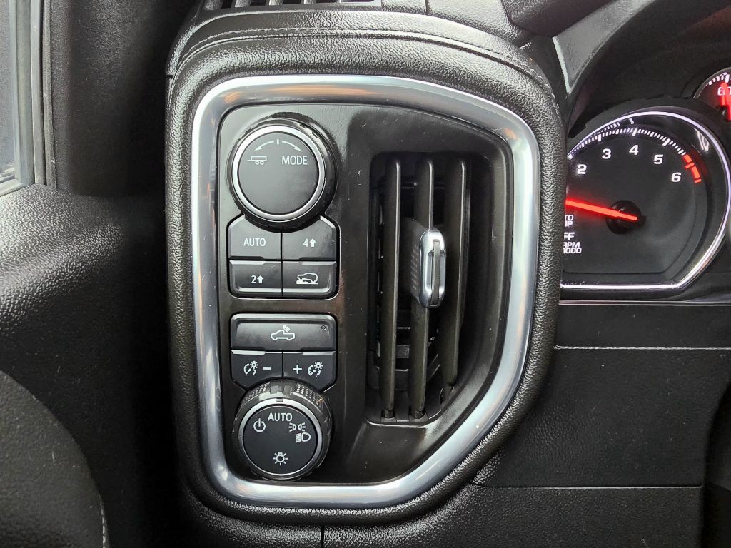 2021 Chevrolet Silverado 1500 Image 18