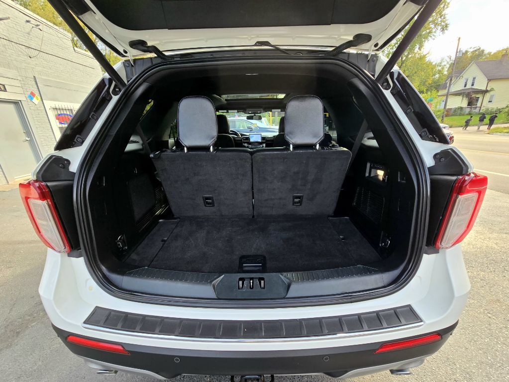 2020 Ford Explorer Image 13