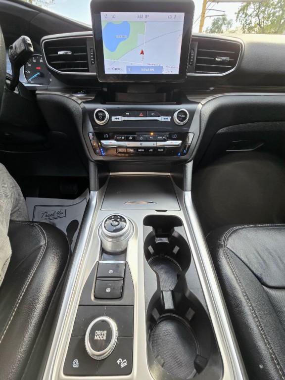 2020 Ford Explorer Image 20