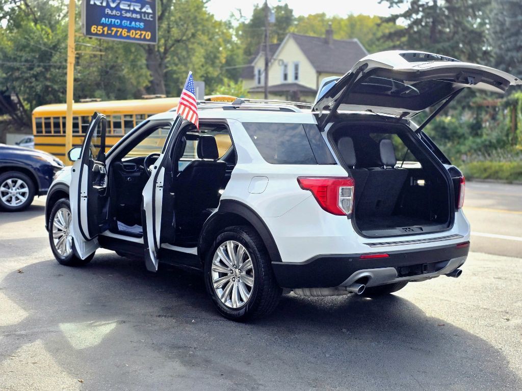 2020 Ford Explorer Image 24