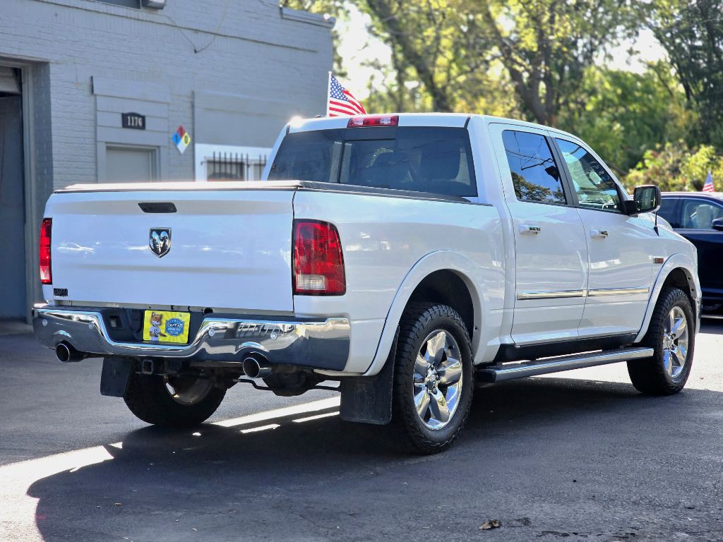 2014 RAM 1500 Image 3