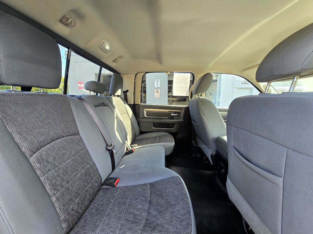 2014 RAM 1500 Image 10
