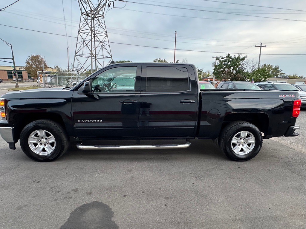 2015 Chevrolet Silverado 1500 Image 2