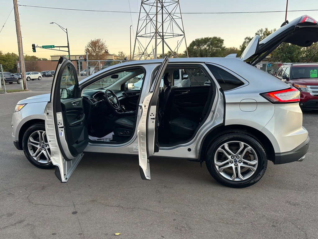 2016 Ford Edge Image 7