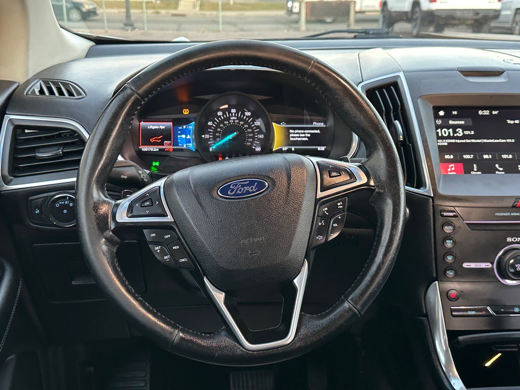 2016 Ford Edge Image 12