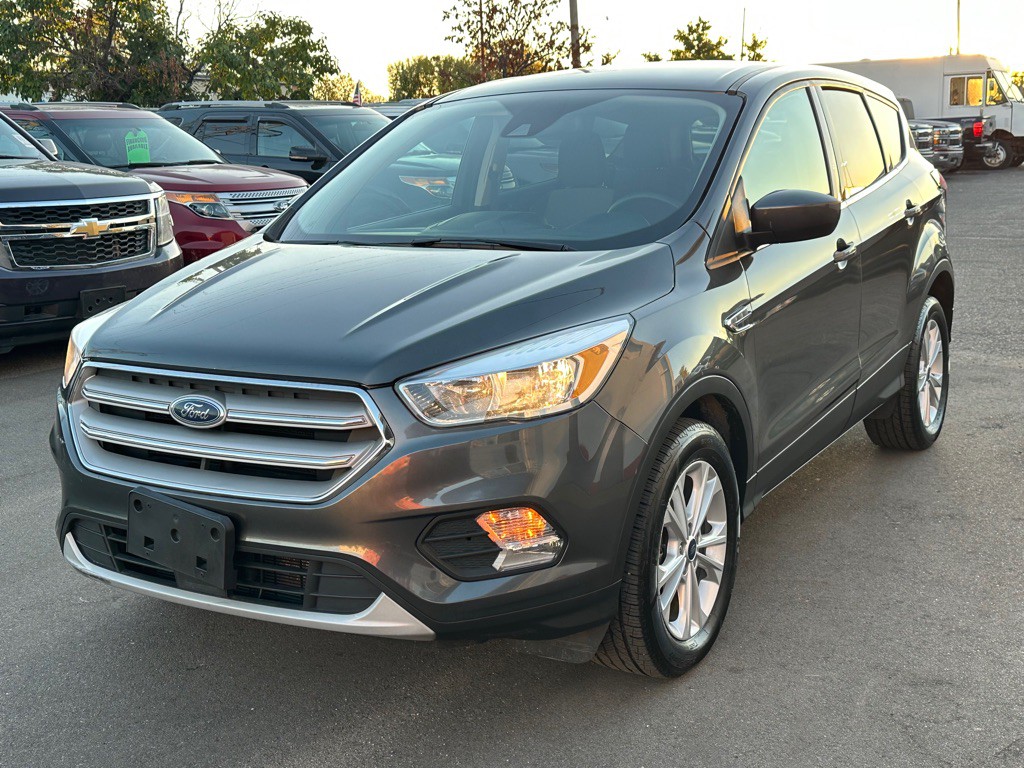 2019 Ford Escape Image 1