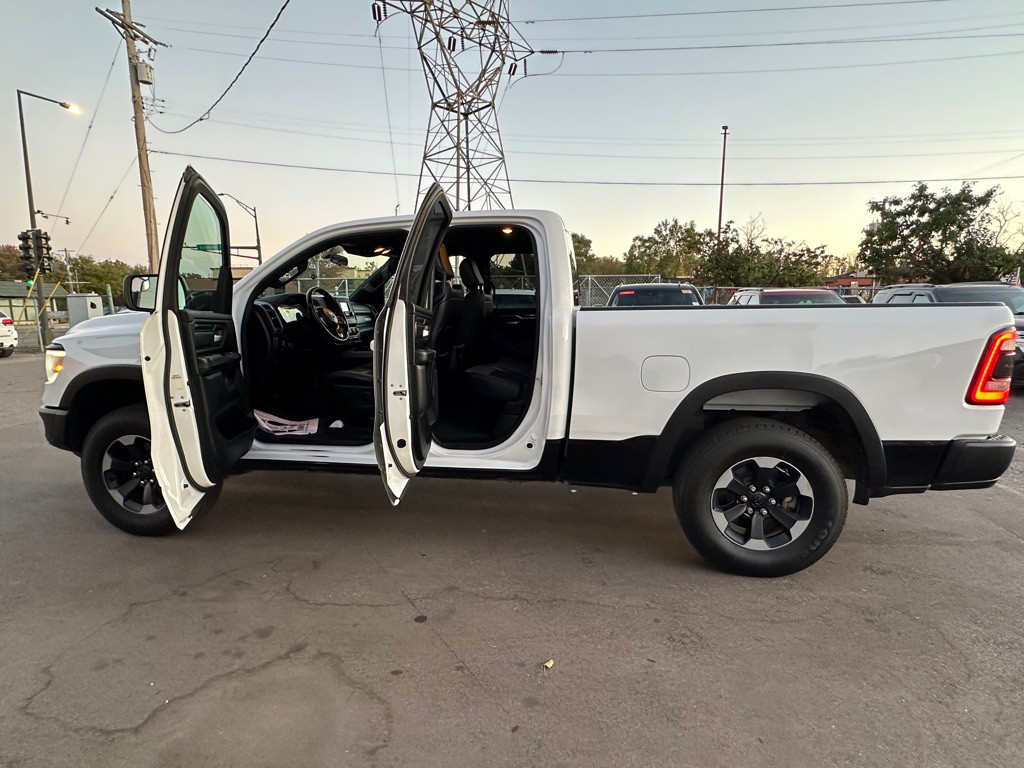 2020 RAM 1500 Image 8