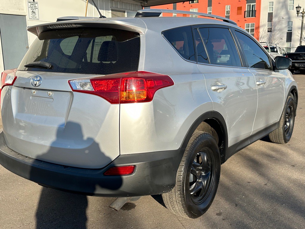 2014 Toyota Rav4 Image 4