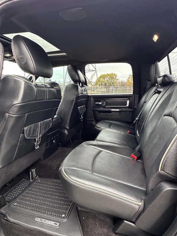 2018 RAM 1500 Image 9