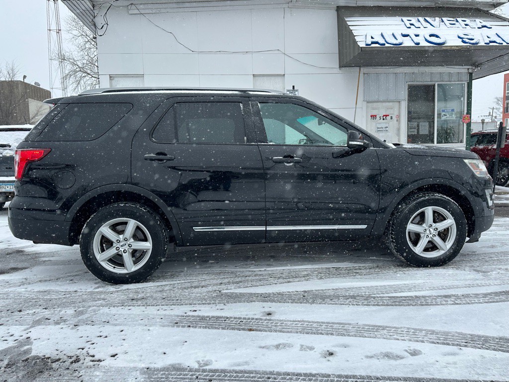 2017 Ford Explorer Image 5