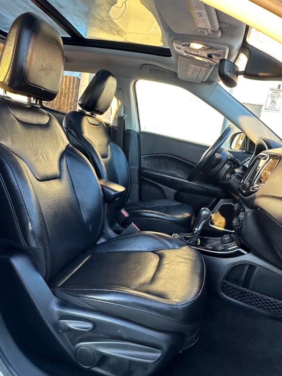 2018 Jeep Compass Image 11