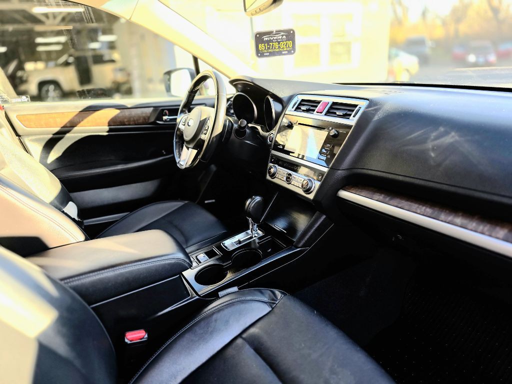 2016 Subaru Outback Image 10