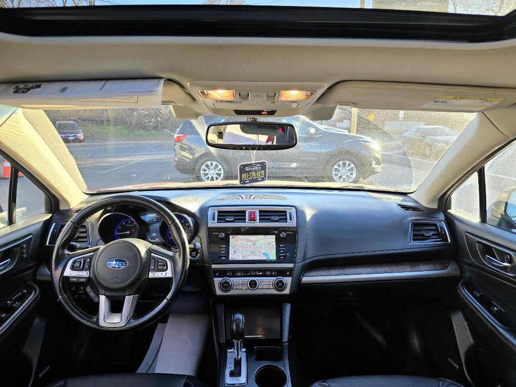 2016 Subaru Outback Image 12