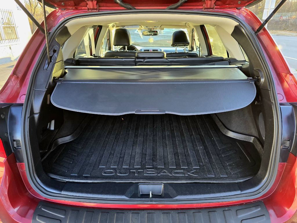 2016 Subaru Outback Image 13