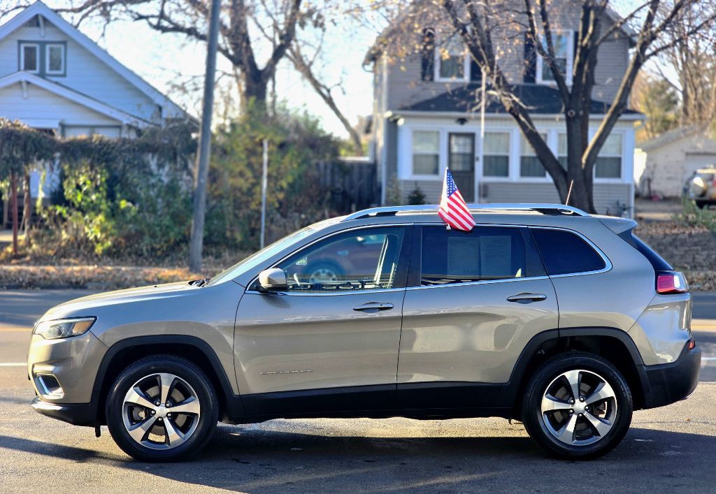 2019 Jeep Cherokee Image 6