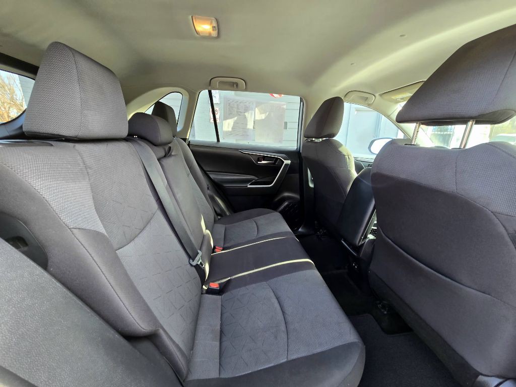 2020 Toyota Rav4 Image 10