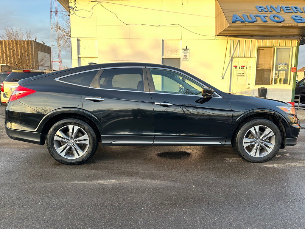 2013 Honda Crosstour Image 4