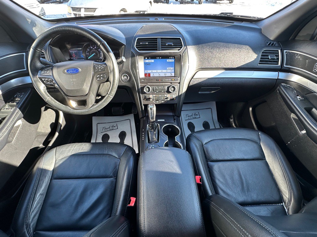 2017 Ford Explorer Image 13