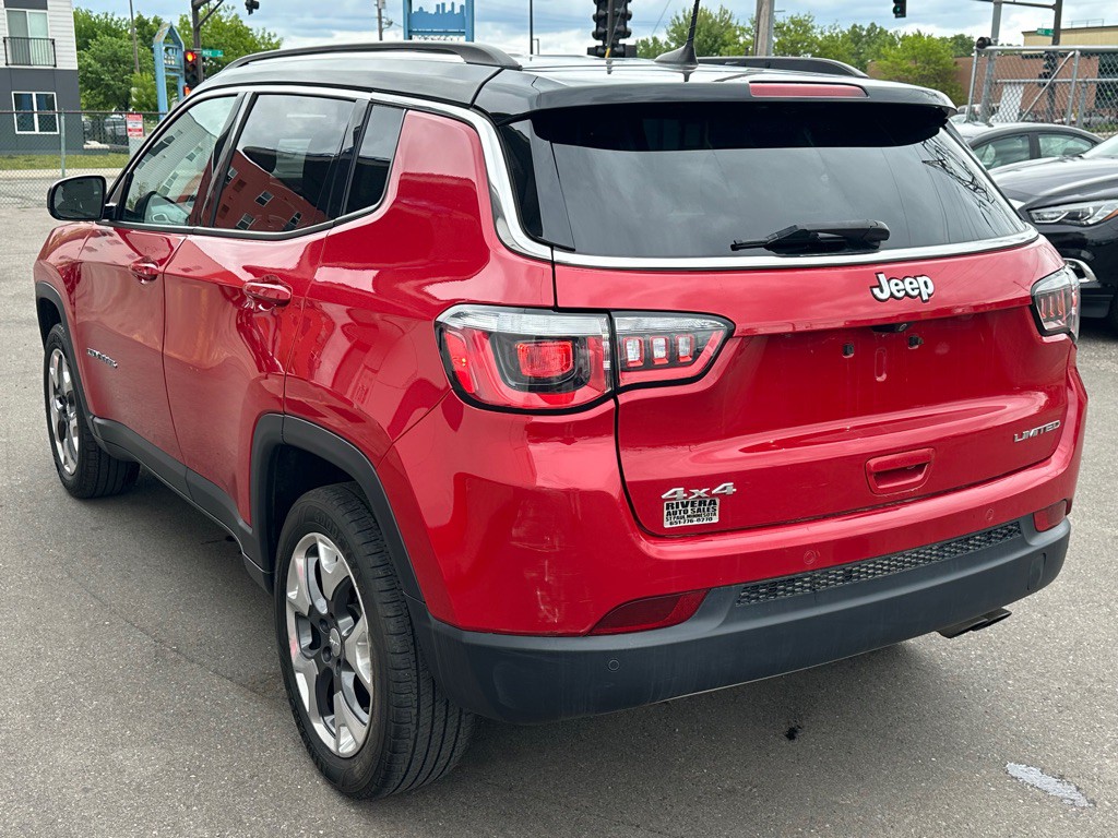 2018 Jeep Compass Image 3