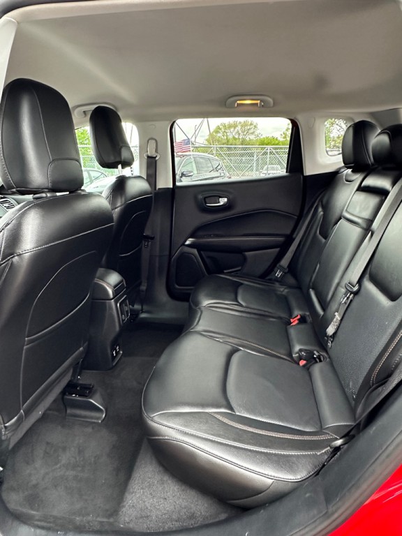 2018 Jeep Compass Image 9
