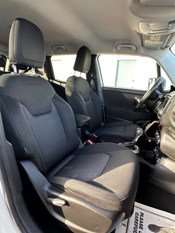 2017 Jeep Renegade Image 10