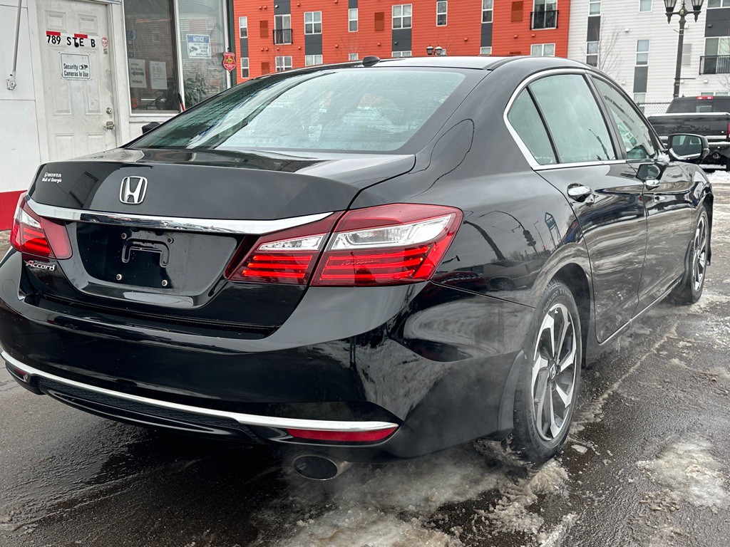 2016 Honda Accord Image 4