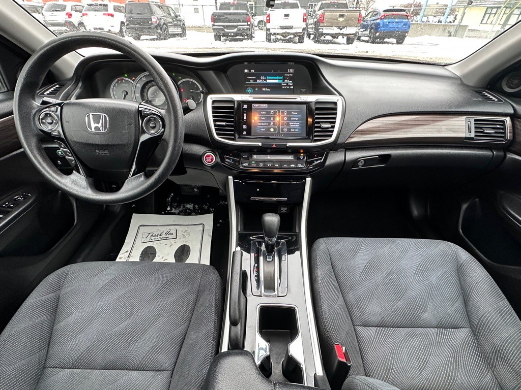 2016 Honda Accord Image 11