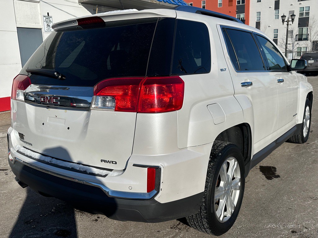 2016 GMC Terrain Image 4