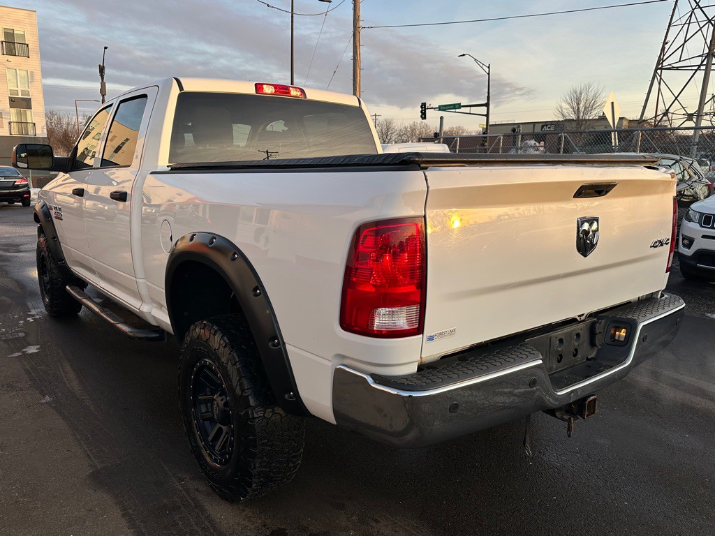 2016 RAM 2500 Image 3