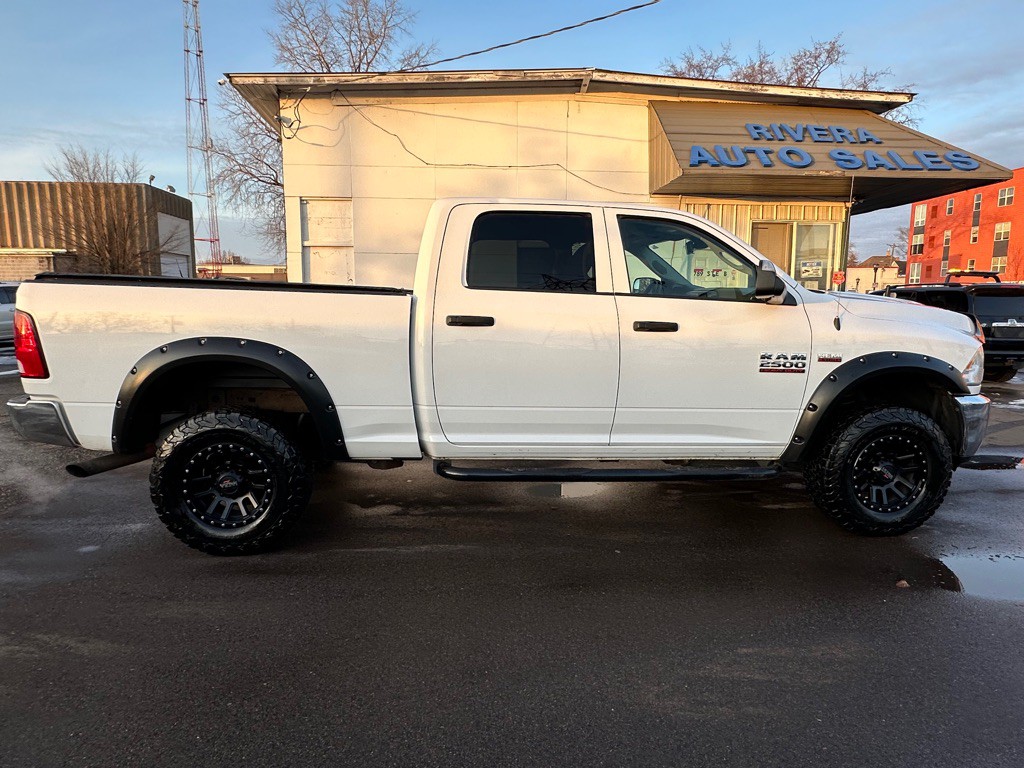 2016 RAM 2500 Image 5