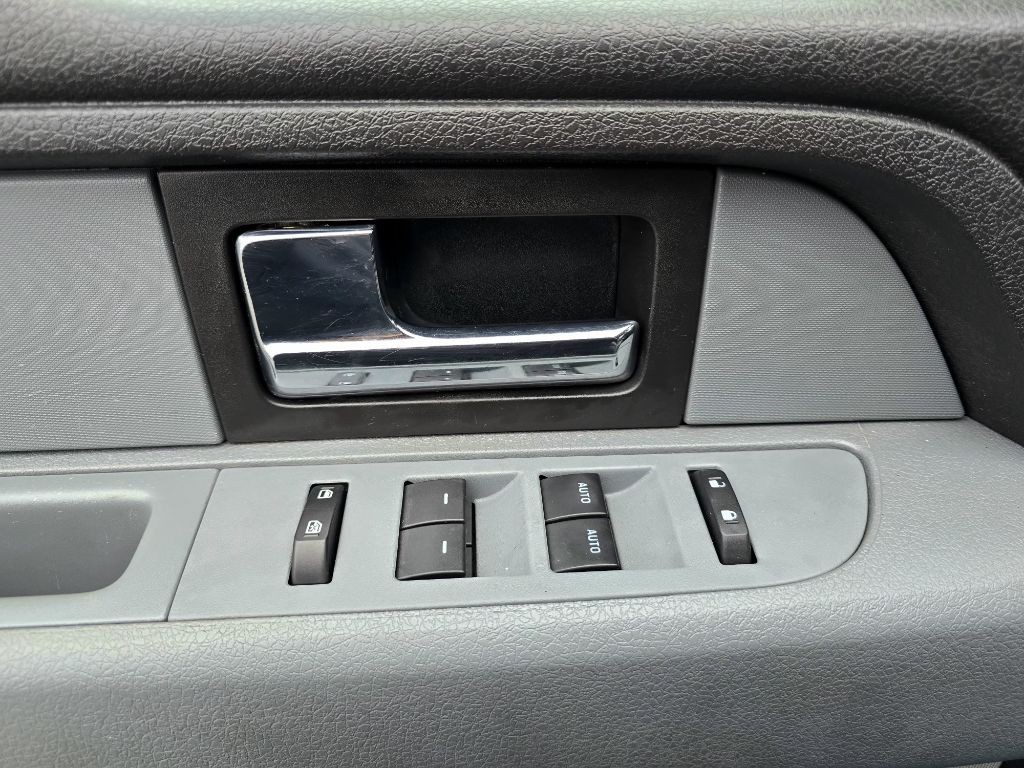 2013 Ford F-150 Image 11