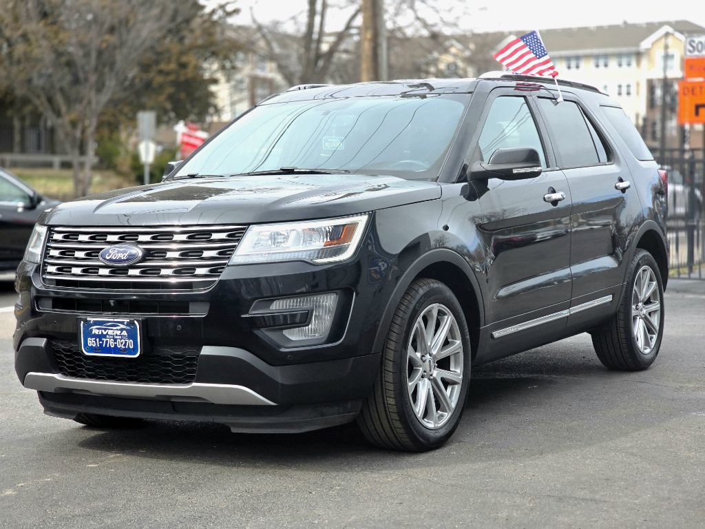 2017 Ford Explorer Image 1
