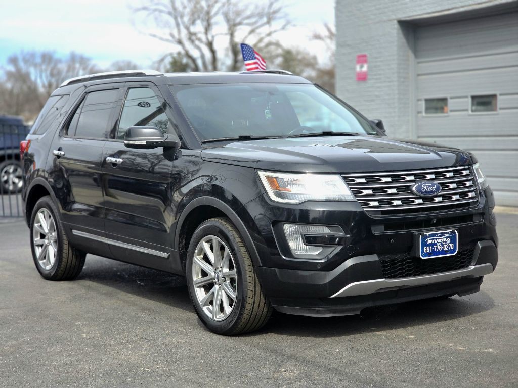 2017 Ford Explorer Image 2