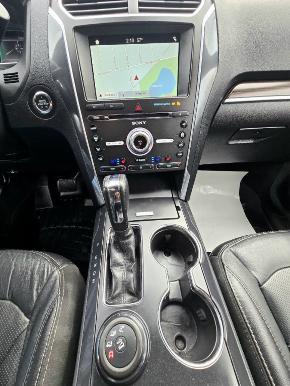 2017 Ford Explorer Image 18