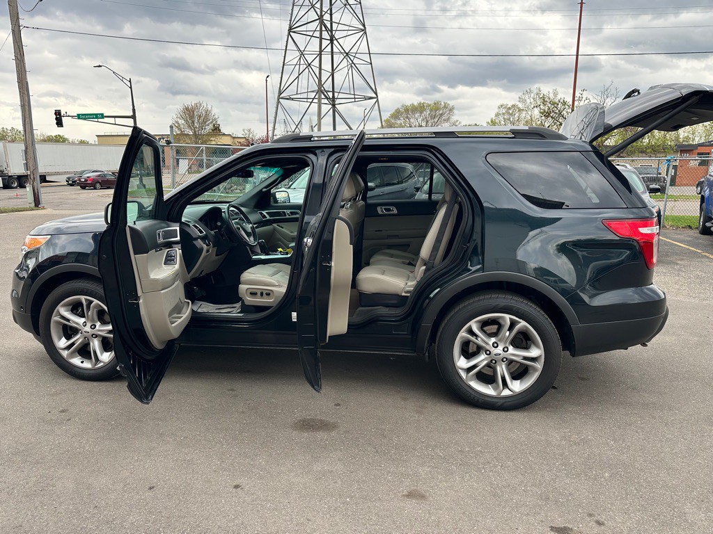 2015 Ford Explorer Image 7