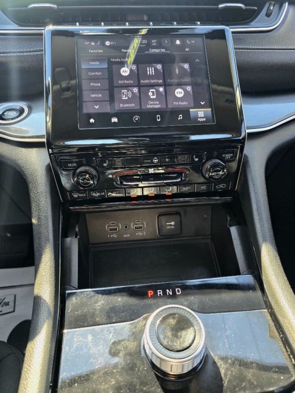 2023 Jeep Grand Cherokee Image 19